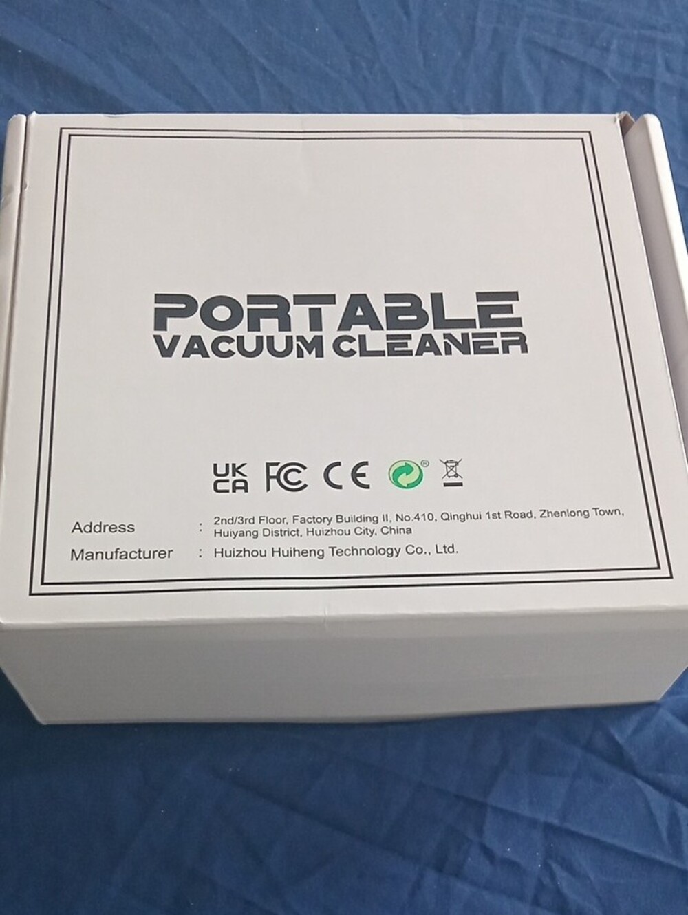 New Portable Vacuum Cleaner - White Box - Picture 3 of 3
